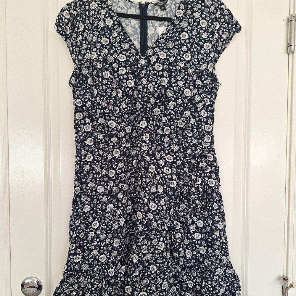 J Crew Floral Faux Wrap Mini Dress  V Neck Navy White size 12‎